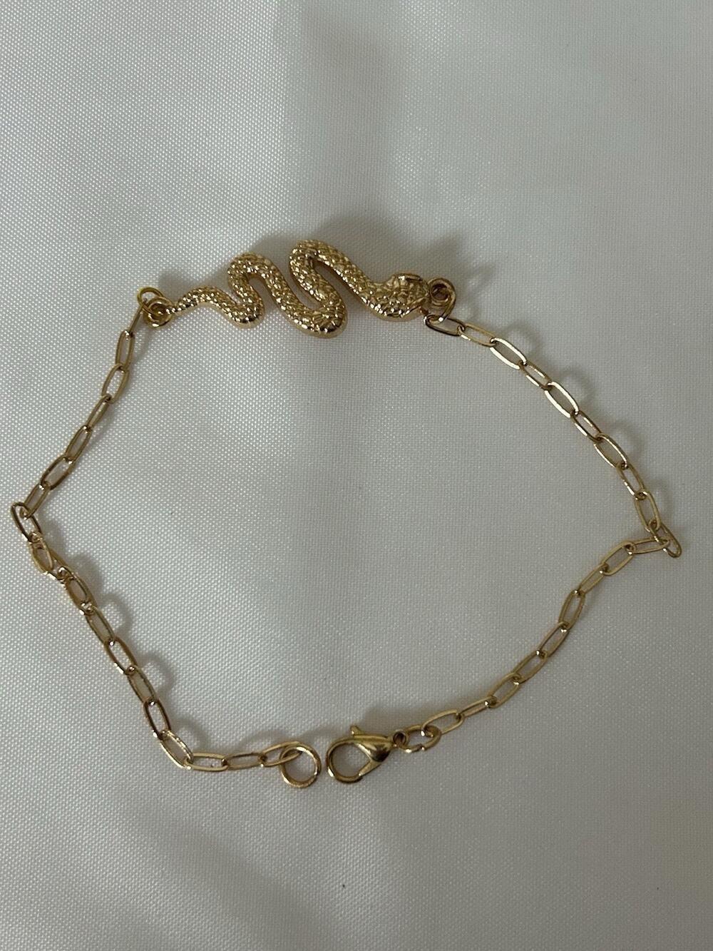Cute Gold Tone Snake Anklet Bracelet. Measures 10”